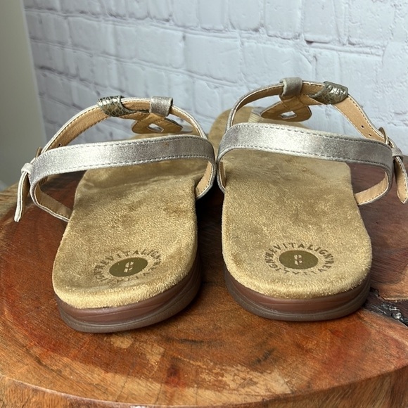 Revitalign Heron T-Bar Sandals in Toasted Coconut - Picture 3 of 9